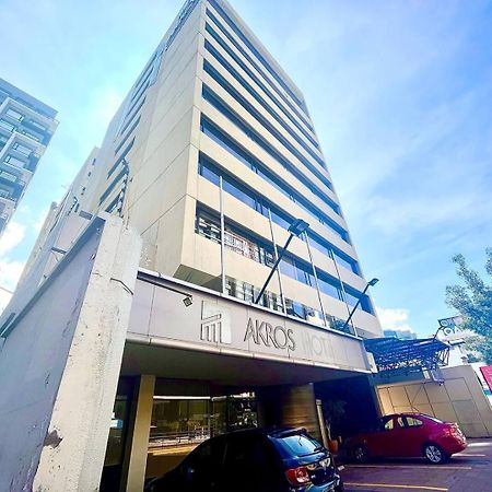 1420 Lujosa Habitacion - Hotel Akros กีโต ภายนอก รูปภาพ