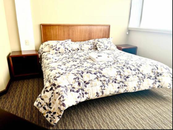1420 Lujosa Habitacion - Hotel Akros กีโต ภายนอก รูปภาพ