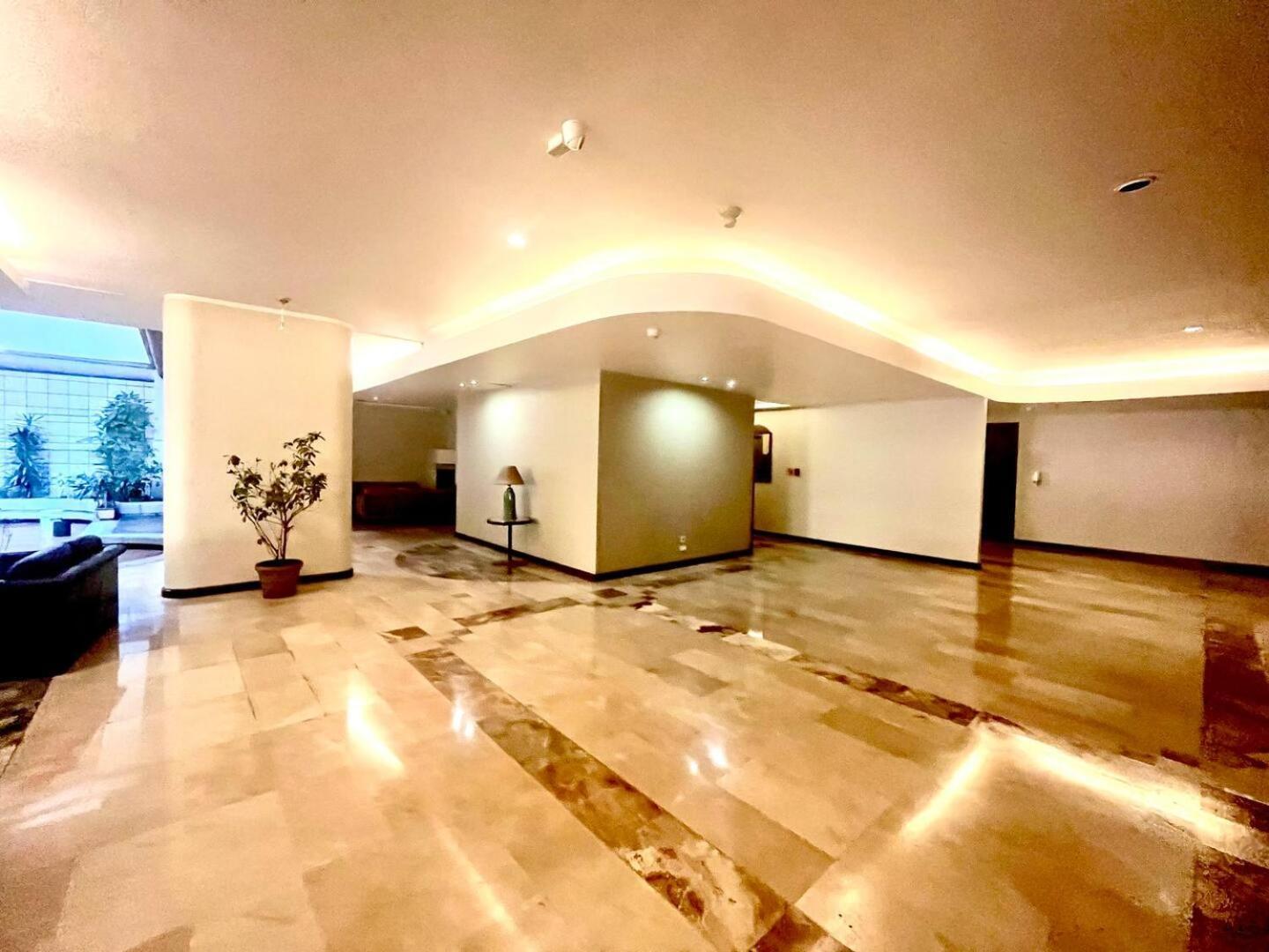 1420 Lujosa Habitacion - Hotel Akros กีโต ภายนอก รูปภาพ